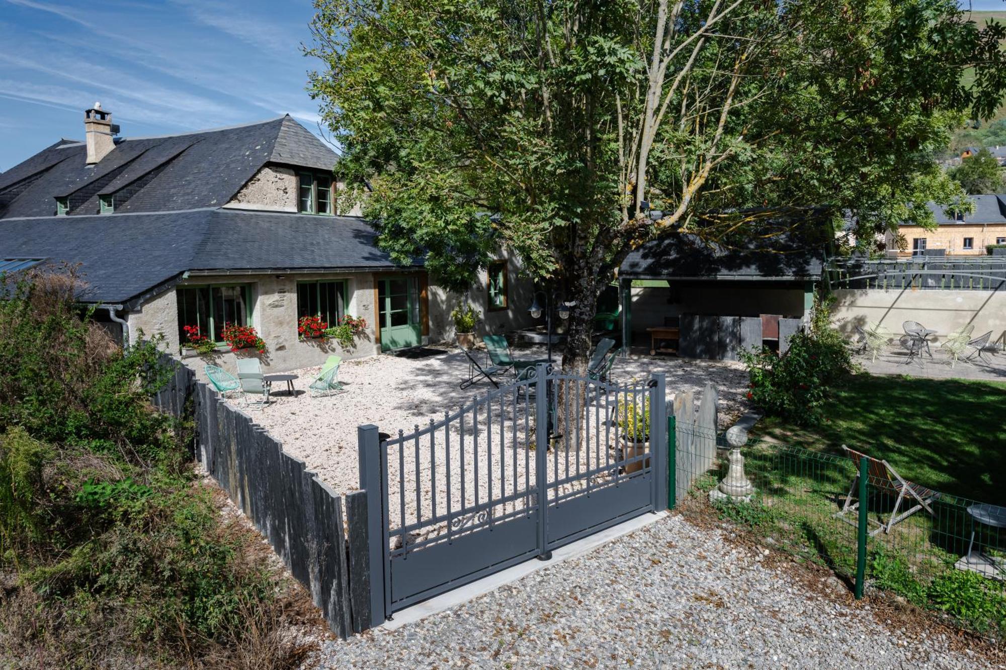 Grange Renovee En Gite/Maison/Chalet أرو المظهر الخارجي الصورة